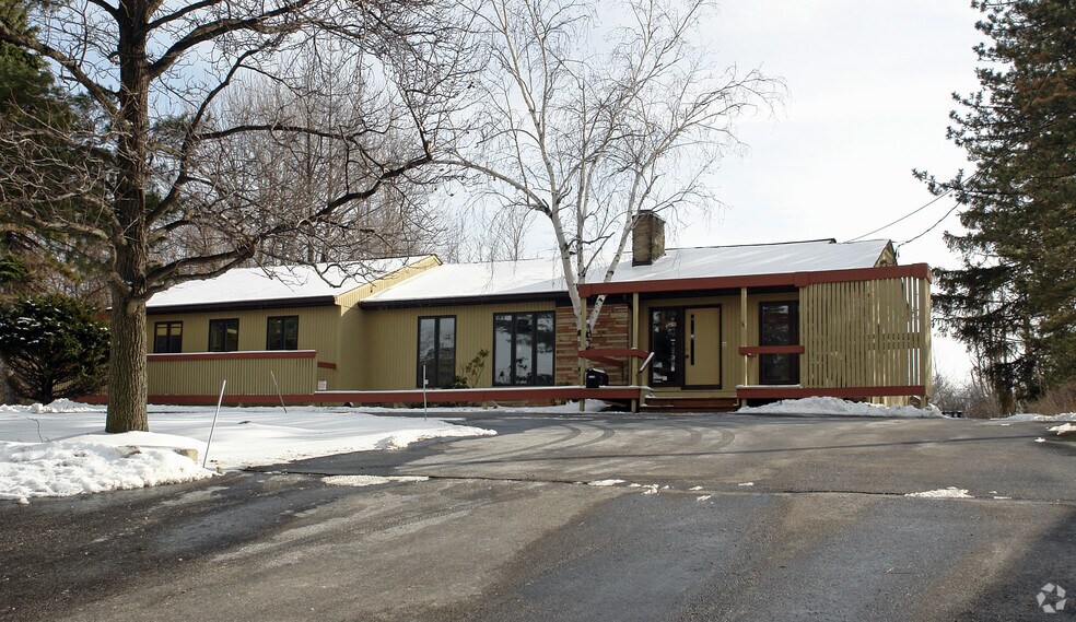 Primary Photo Of 672 E Royalton Rd, Broadview Heights Office For Sale