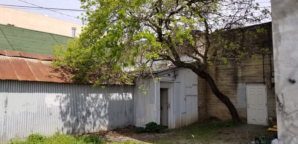 More Photos Of 7415 Monterey St, Gilroy General Retail For Sale