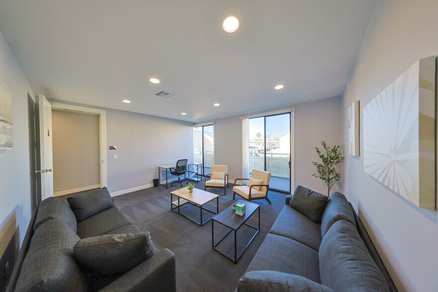 More Photos Of 3637 Motor Ave, Los Angeles Loft Creative Space For Sale