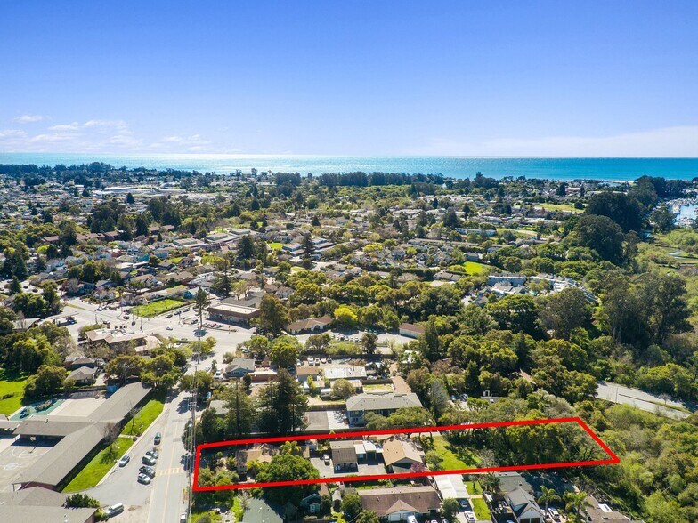 More Photos Of 420 Capitola Road Ext, Santa Cruz Apartments For Sale