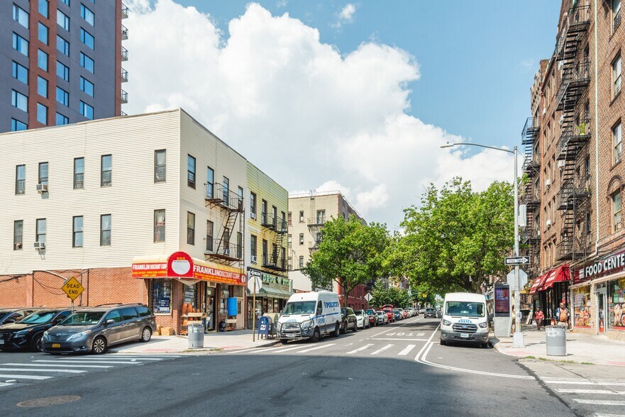 More Photos Of 886 Franklin Ave, Brooklyn Apartments For Sale