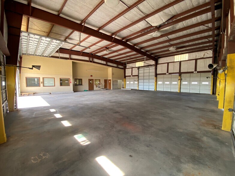 More Photos Of 140 Industrial Park Dr dr, Bay City Industrial For Sale
