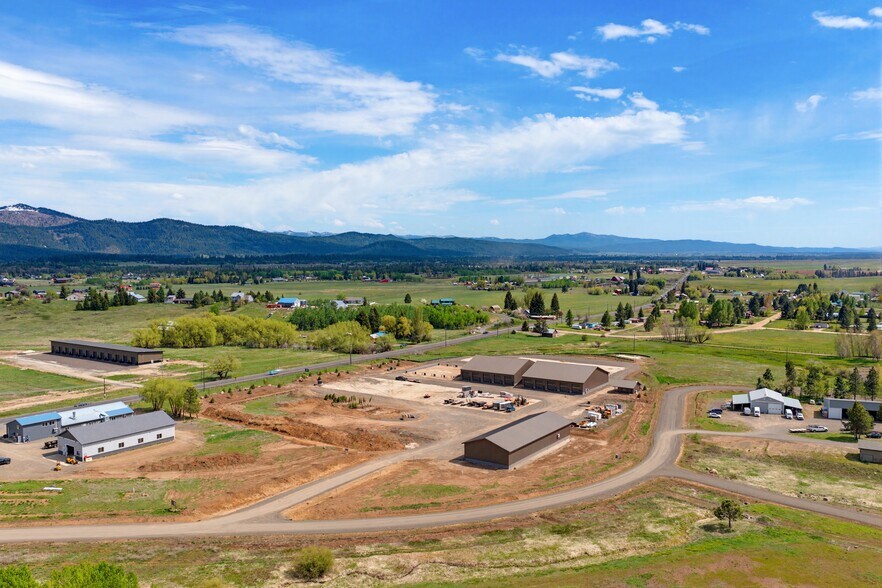 More Photos Of 39 Sunbridge Dr, McCall Self Storage For Sale