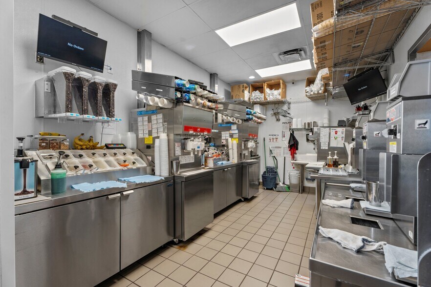 More Photos Of 1458 Jag Branch Blvd, Kernersville Restaurant For Sale