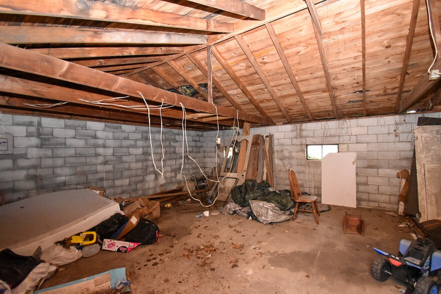 More Photos Of 321 S Main St, Harrodsburg Apartments For Sale