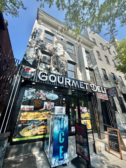 Primary Photo Of 322 Union Ave, Brooklyn General Retail For Sale