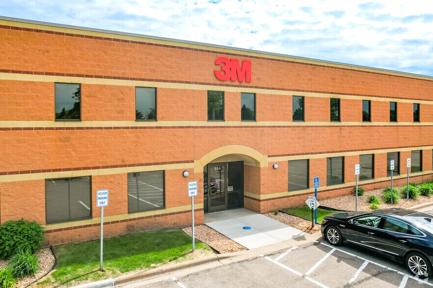 More Photos Of 3350 N Granada Ave, Saint Paul Light Manufacturing For Lease