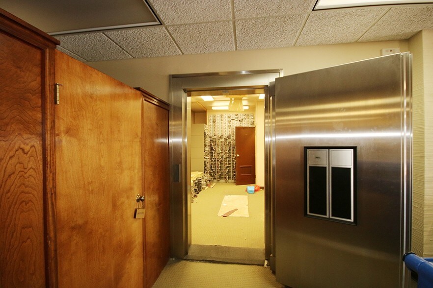 More Photos Of 1444 Watson Blvd, Warner Robins Office For Lease