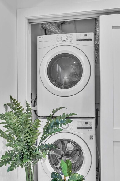 More Photos Of 1103 Fern St NW, Washington Apartments For Sale