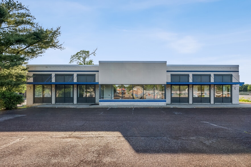 More Photos Of 3618 Hulmeville Rd, Bensalem Flex For Sale