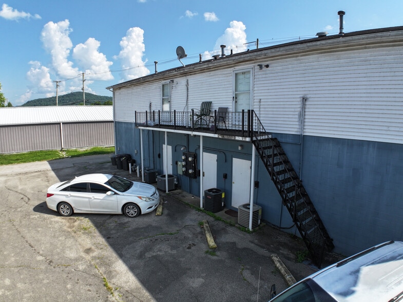 More Photos Of 727 River Dr, Irvine Apartments For Sale