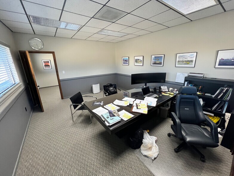 More Photos Of 1244 River View Dr, Cody Office For Lease
