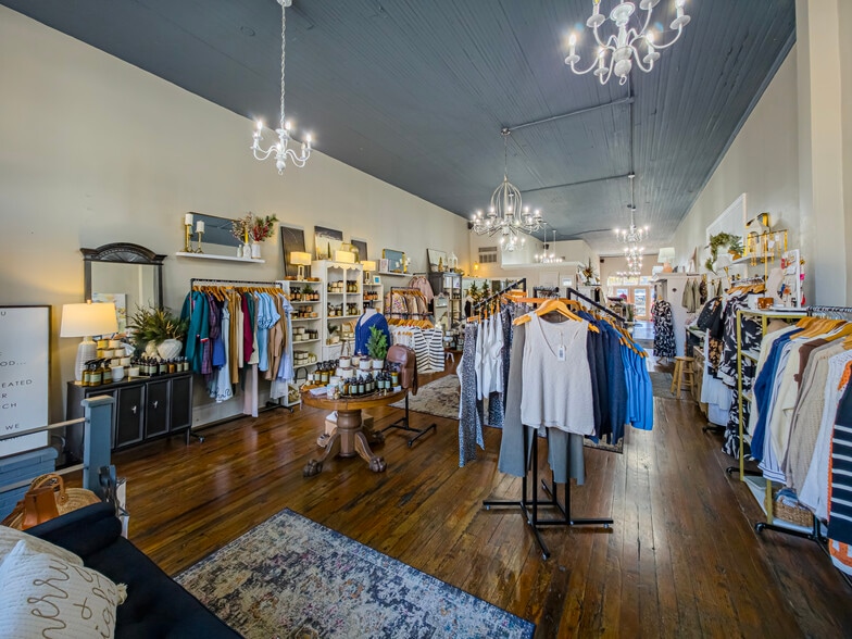 More Photos Of 105-111 W Central, Valdosta Storefront Retail Office For Sale