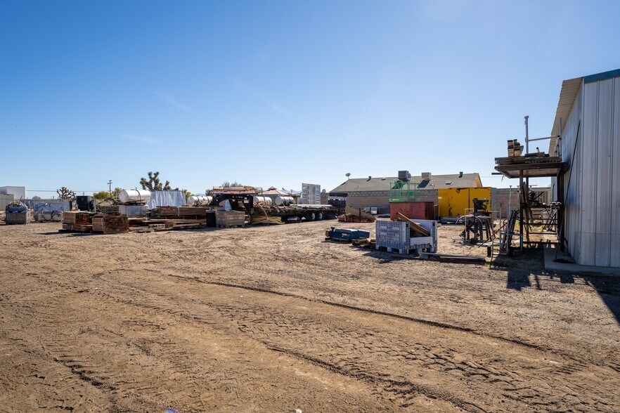 More Photos Of 42622 3rd St E, Lancaster Industrial For Sale