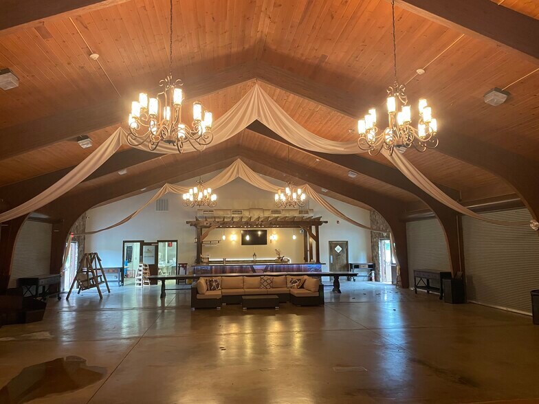 More Photos Of 52 Nestle Dr, Fulton Lodge Meeting Hall For Sale