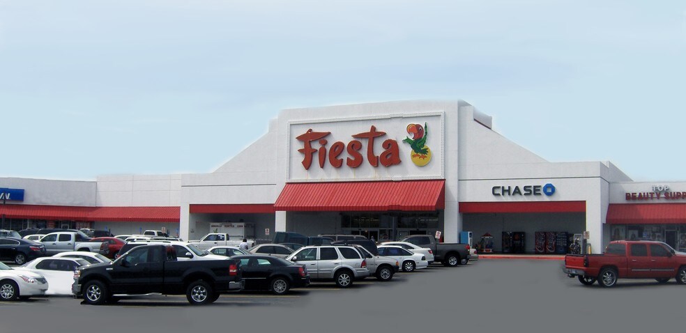 More Photos Of 9419 Tidwell Rd, Houston Unknown For Lease