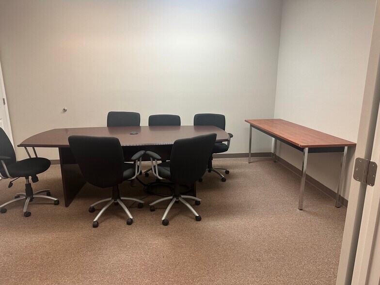 More Photos Of 232 Aldey Way, Greenville Office For Lease
