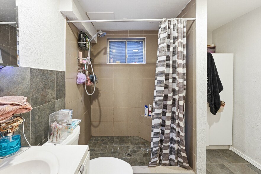 More Photos Of 13611 E Nevada Pl, Aurora Multifamily For Sale