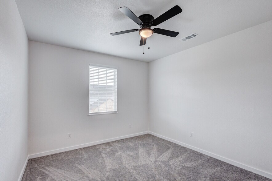 More Photos Of 3202 Wexford Dr, Garland Multifamily For Sale