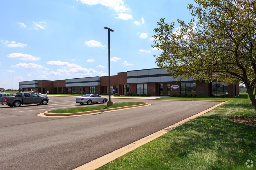 More Photos Of 2529 Commerce Dr, Kokomo Office For Lease