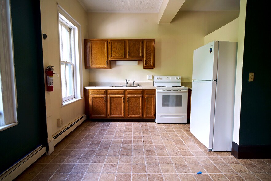 More Photos Of 134 Hunter St, Kingston Apartments For Sale