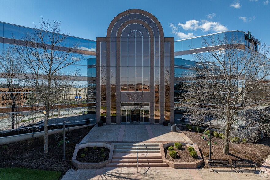 More Photos Of 6480 Rockside Woods Blvd, Independence Office For Lease