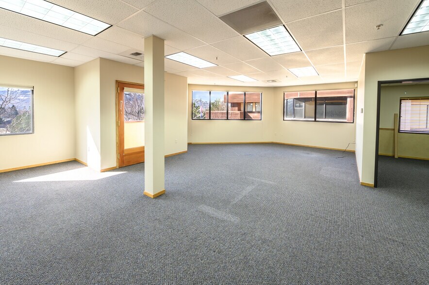 More Photos Of 5405 Mae Anne Ave, Reno Office For Lease