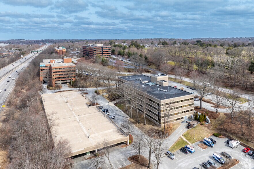 More Photos Of 400 Unicorn Park Dr, Woburn Office For Lease