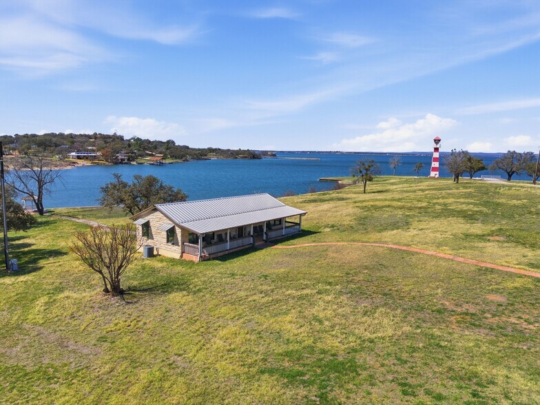 More Photos Of 18617 E State Highway 29, Buchanan Dam Apartments For Sale