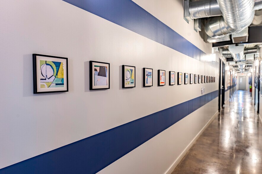 More Photos Of 535 W 20th St, Houston Coworking Space