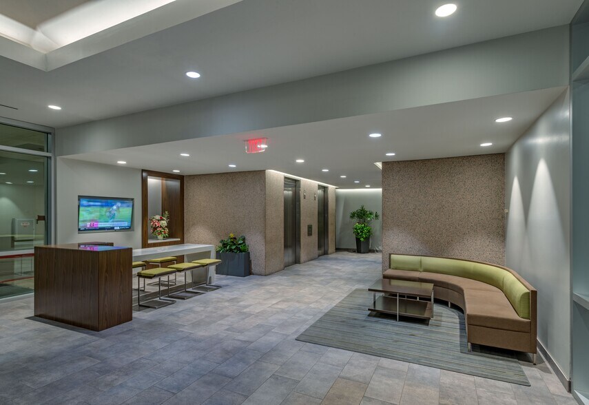 More Photos Of 5300 Memorial Dr, Houston Office For Lease