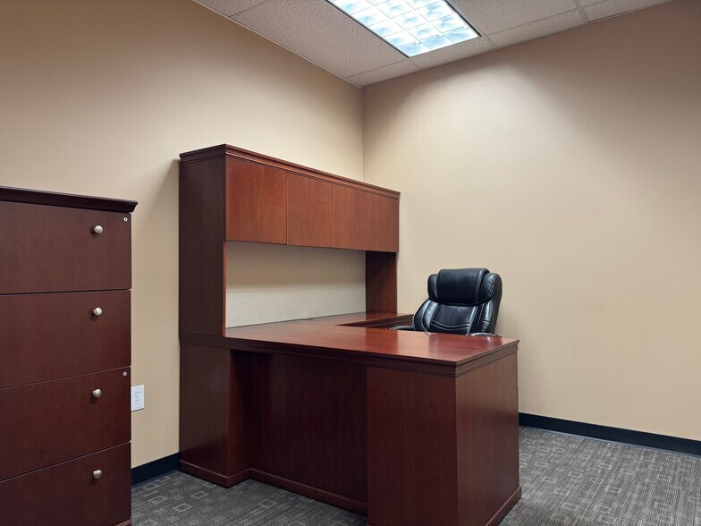 More Photos Of 900 South Ave, Staten Island Office For Lease