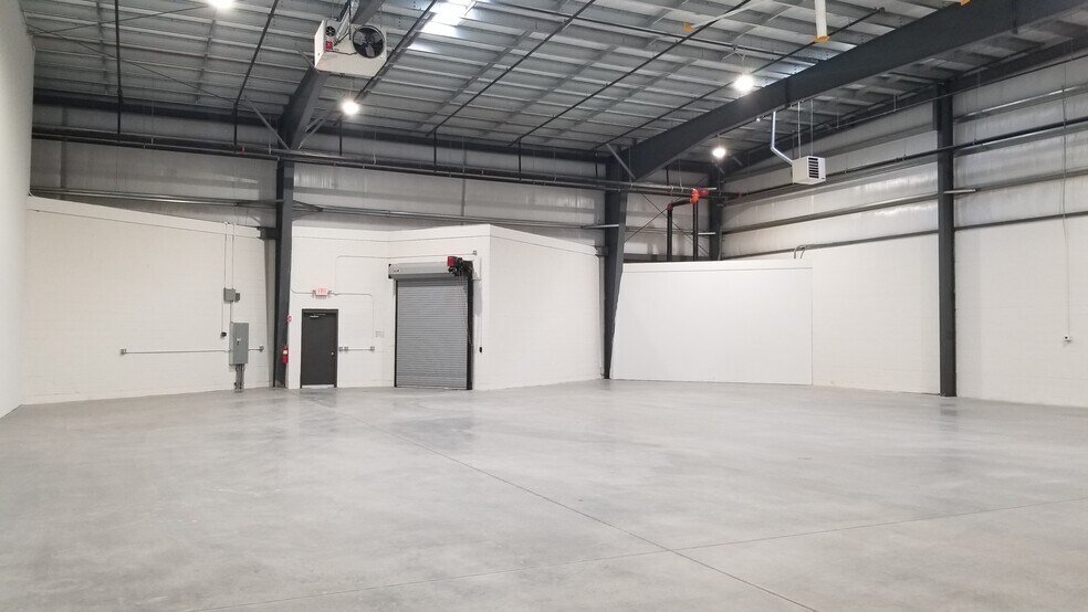 More Photos Of 145 Industrial Ave, Little Ferry Warehouse For Lease
