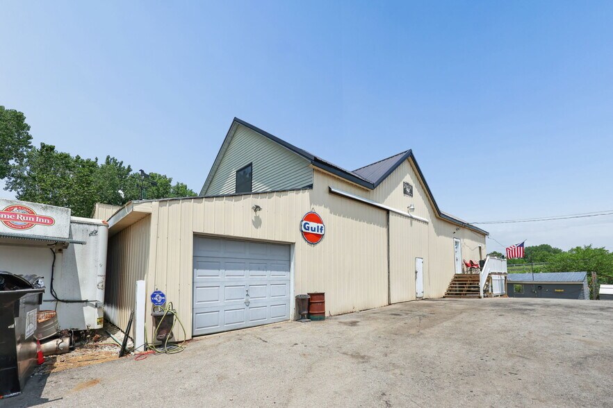 More Photos Of 1520 Island Rd, Circleville Multifamily For Sale