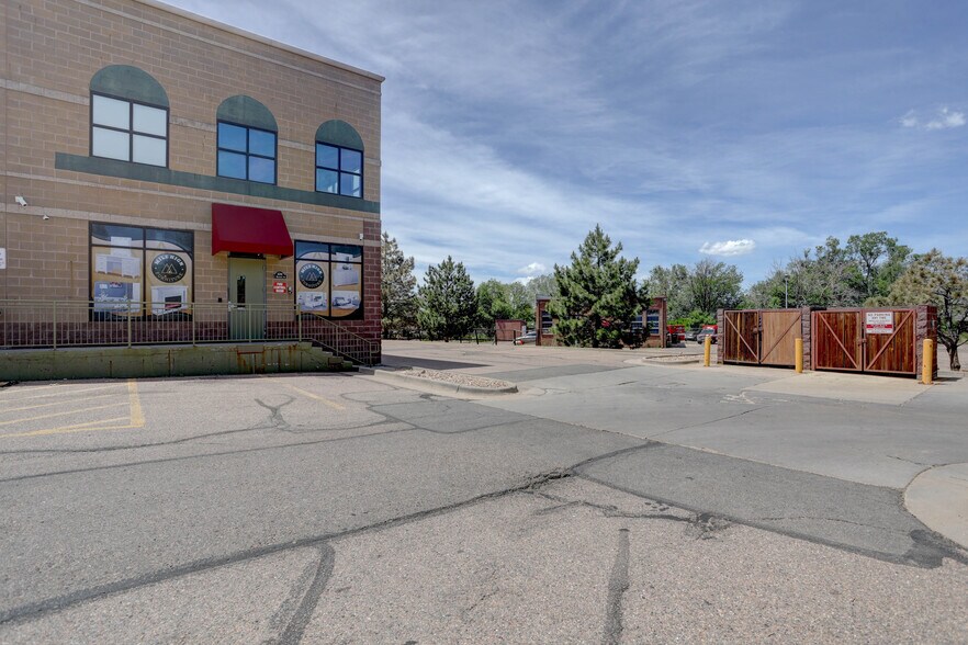 More Photos Of 11083-11093 E Mississippi Ave, Aurora Storefront For Lease