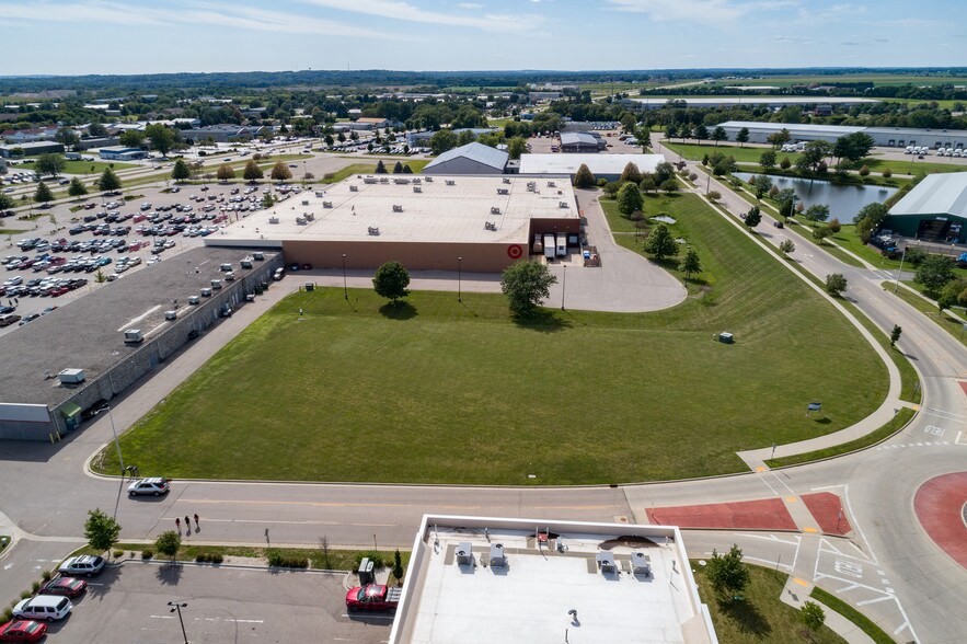 More Photos Of 2020 Morse St, Janesville Land For Sale