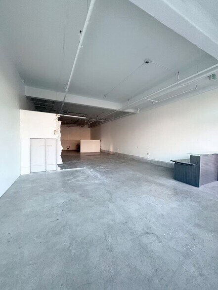More Photos Of 706 Lincoln Ave, Alameda General Retail For Lease