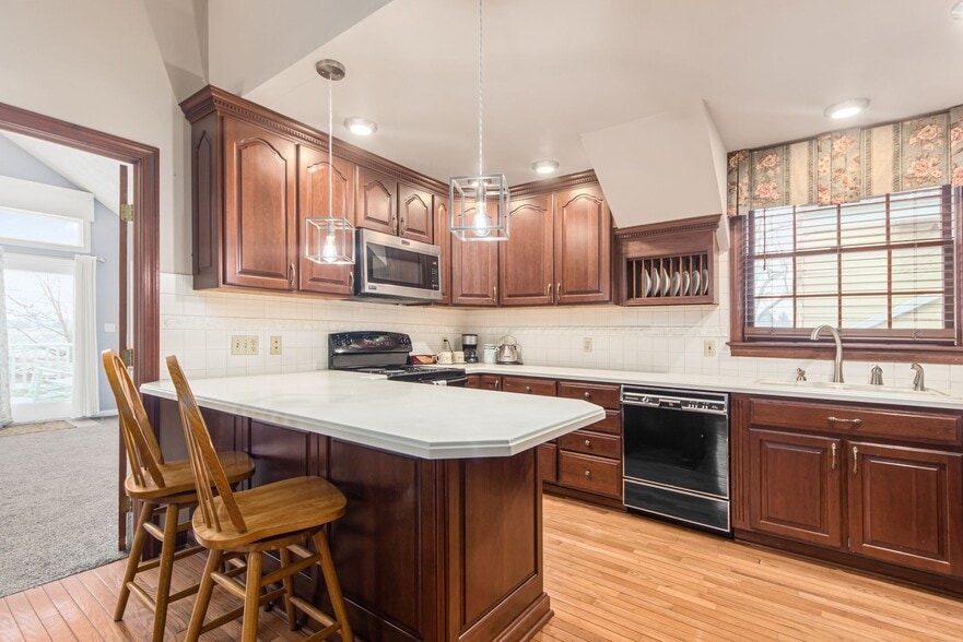 More Photos Of 1601 State Route 4, Bucyrus Hospitality For Sale