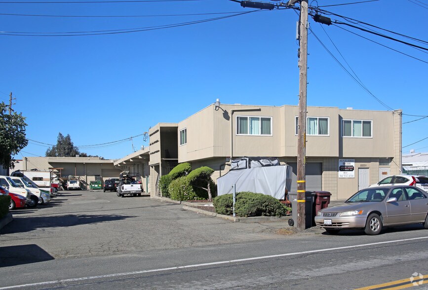 More Photos Of 22331-22345 Meekland Ave, Hayward Warehouse For Lease