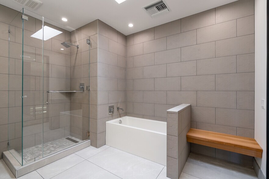 More Photos Of 15-17 Brush Pl, San Francisco Flex For Lease