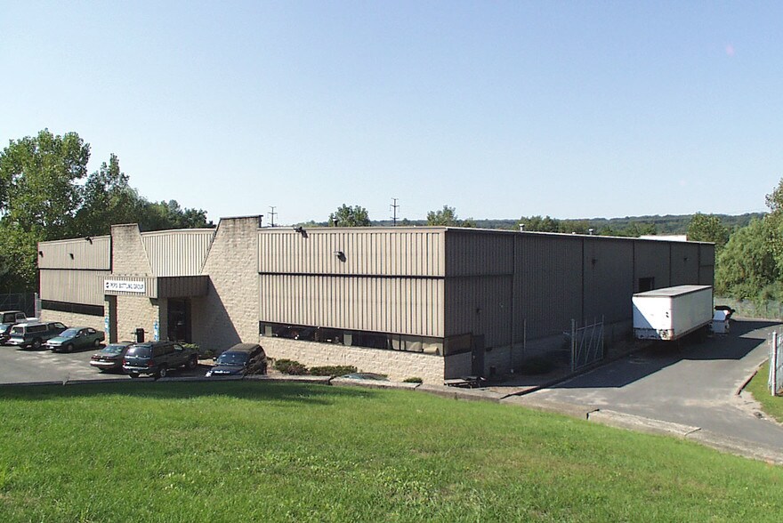 Primary Photo Of 30 Pocono Rd, Brookfield Warehouse For Sale