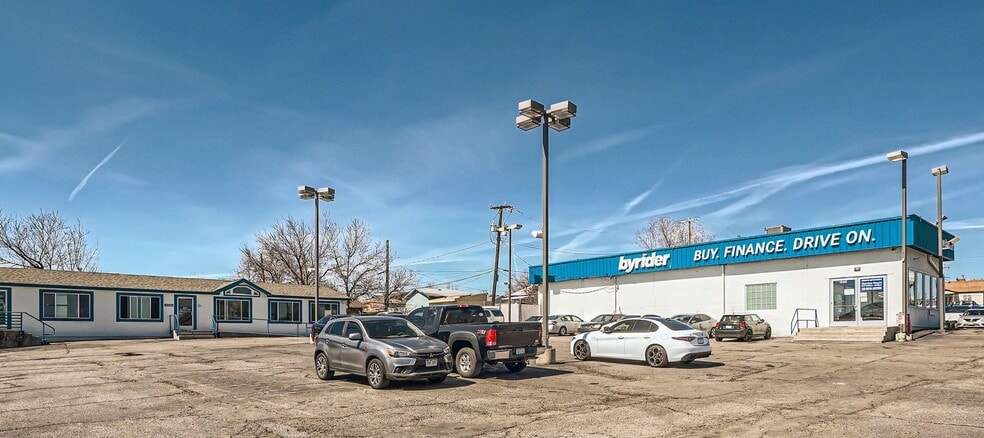 Primary Photo Of 6401 Federal Blvd, Denver Auto Repair For Lease