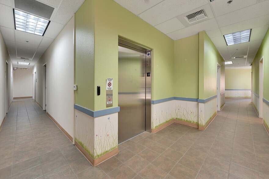 More Photos Of 103 D St, Marysville Office Residential For Sale