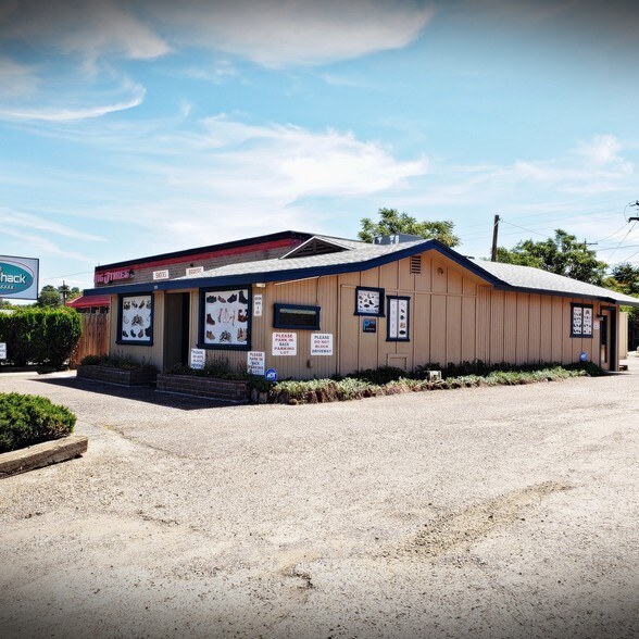 Primary Photo Of 905 S Beeline Hwy, Payson Freestanding For Sale