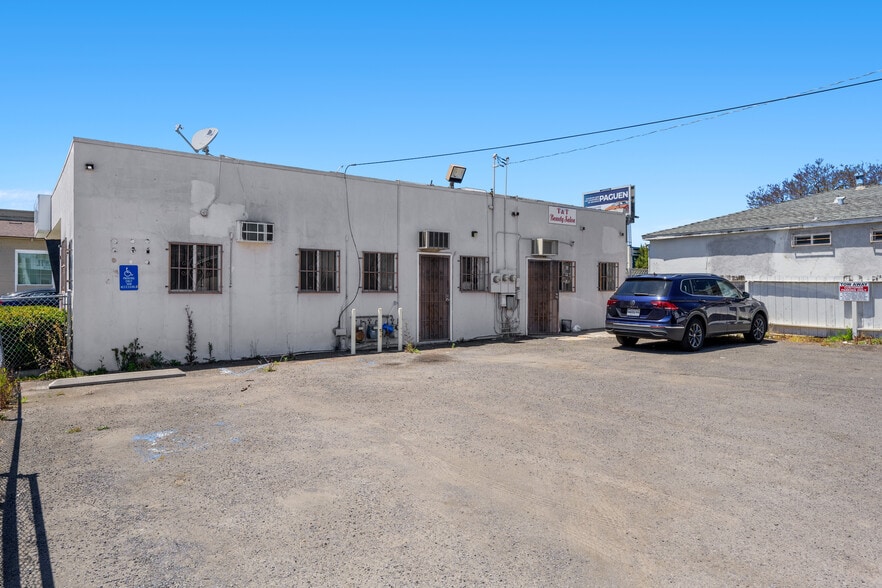 More Photos Of 4305-4309 Euclid Ave, San Diego Storefront For Lease