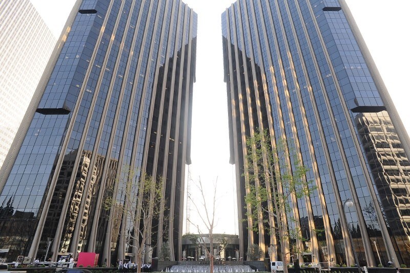 More Photos Of 1925 Century Park E, Los Angeles Office For Lease