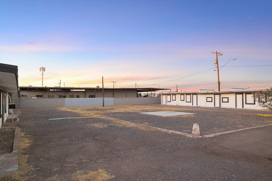 More Photos Of 3060 Grand Ave, Phoenix Apartments For Sale