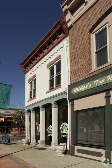 Primary Photo Of 100 Chestnut St, Corydon Storefront For Sale