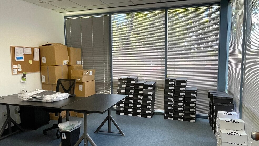 More Photos Of 4210 Metro Pky, Fort Myers Office For Lease
