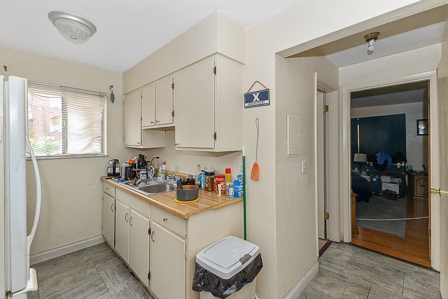 More Photos Of 9495 Reading Rd, Cincinnati Apartments For Sale